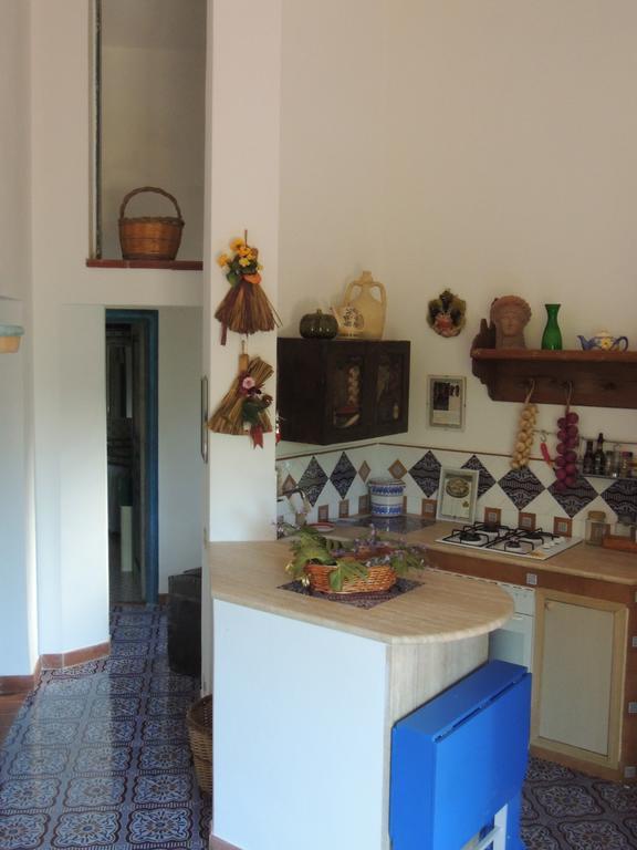 Villa Adamo Scopello  Bilik gambar